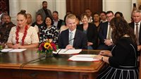 رسميًا.. كريس هبكينز يتولى رئاسة وزراء نيوزيلندا خلفا لجاسيندا أردرن